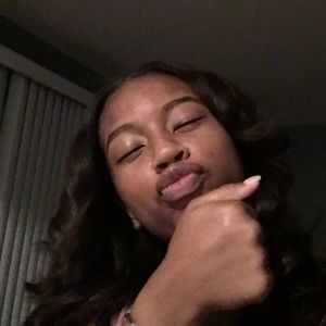 Meet your Posher, Camryn